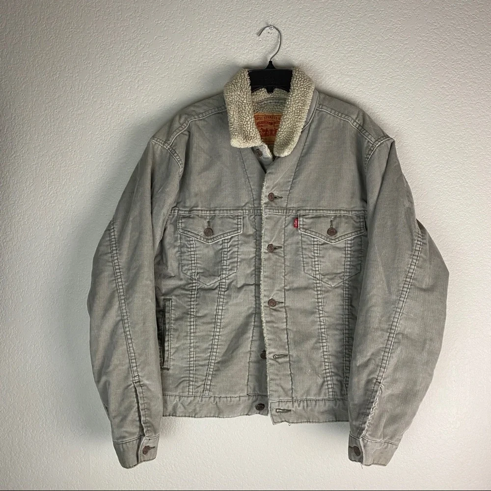 Levis Corduroy Sherpa Jacket Size Medium
